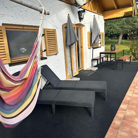 Ferienhaus Veronika mit 2000qm Garten und Bergblick Unterammergau Exterior foto