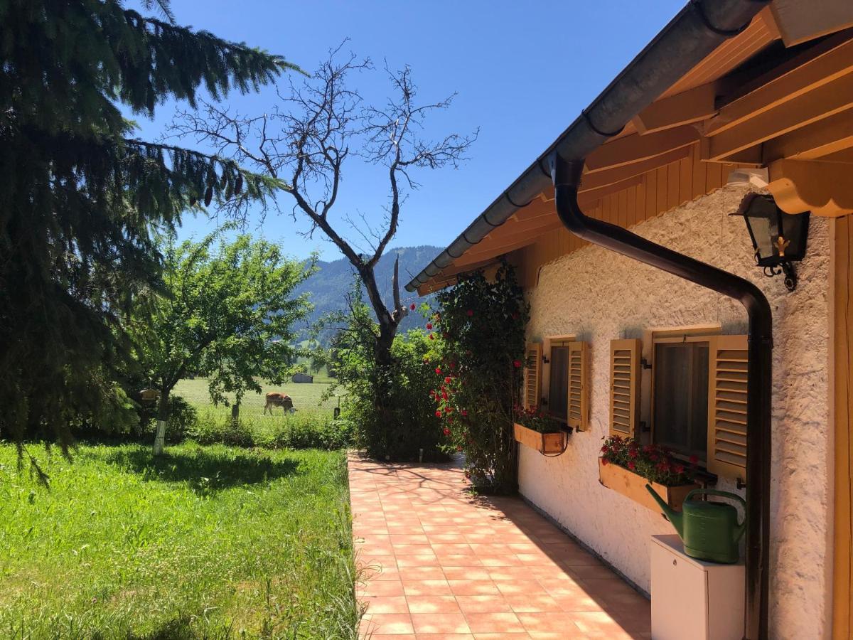 Ferienhaus Veronika mit 2000qm Garten und Bergblick Unterammergau Exterior foto