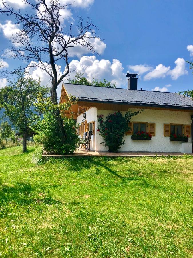 Ferienhaus Veronika mit 2000qm Garten und Bergblick Unterammergau Exterior foto